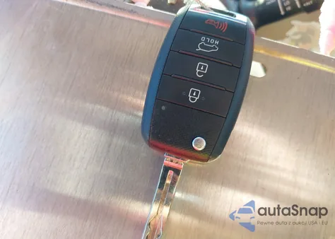 2015 Kia Sportage Lx z USA, uszkodzony, nr VIN KNDPB3AC6F7693059